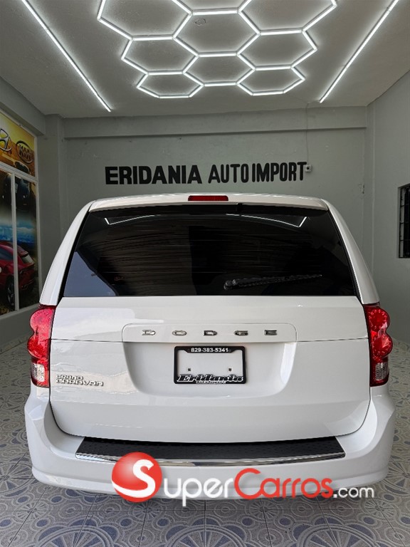 2016 Dodge Grand Caravan — foto 3 / 6