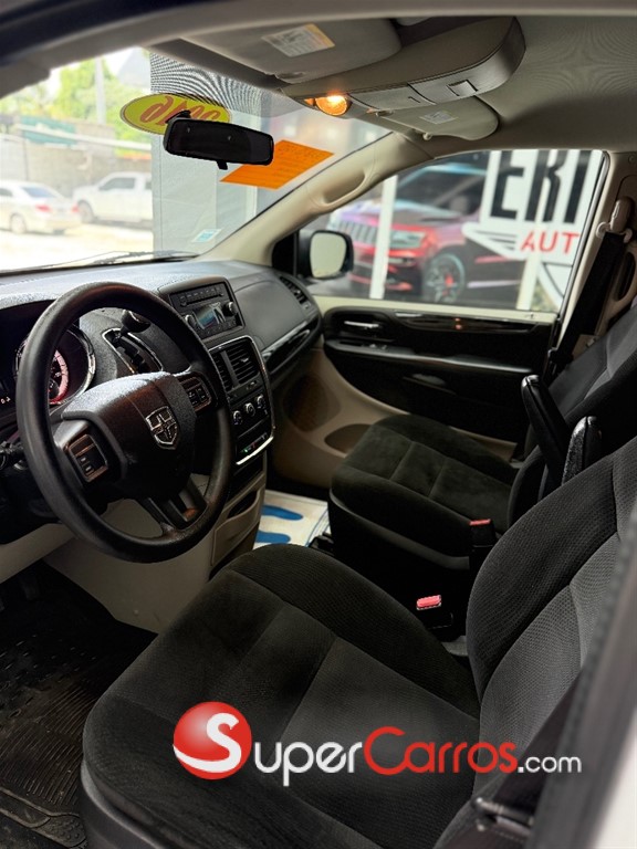 2016 Dodge Grand Caravan — foto 5 / 6