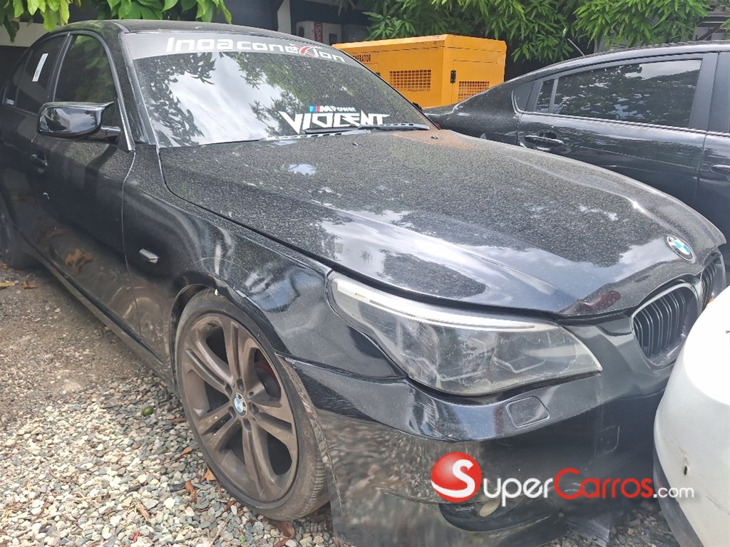 2010 BMW Serie 5 530i — foto 3 / 8