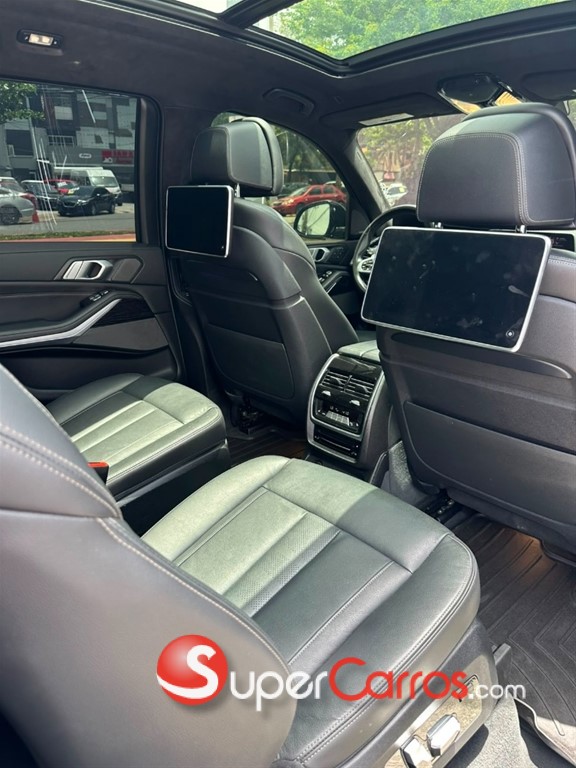 2019 BMW X 7 XDRIVE 50i — foto 8 / 9