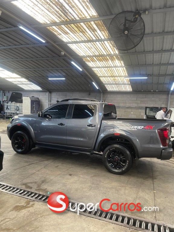 2024 Nissan Frontier Pro-4X — foto 3 / 8