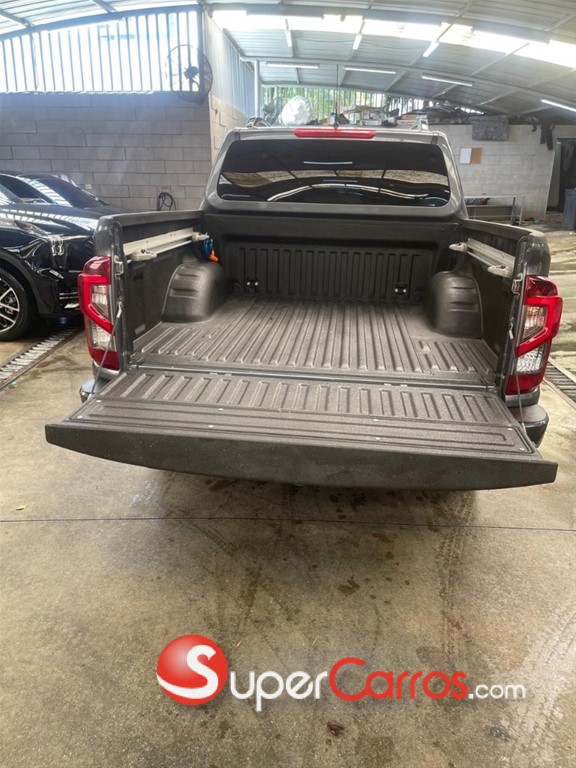 2024 Nissan Frontier Pro-4X — foto 5 / 8