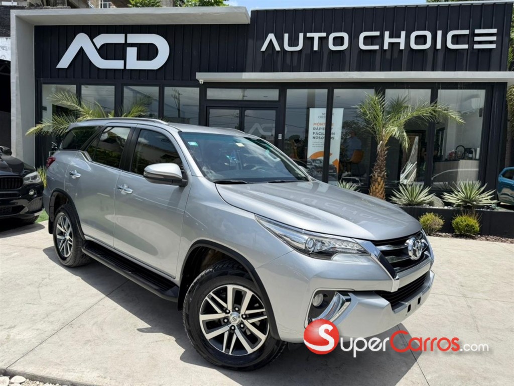 2020 Toyota Fortuner