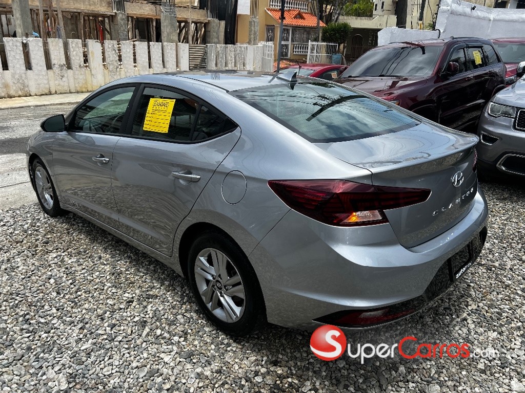 2020 Hyundai Elantra SEL — foto 2 / 11