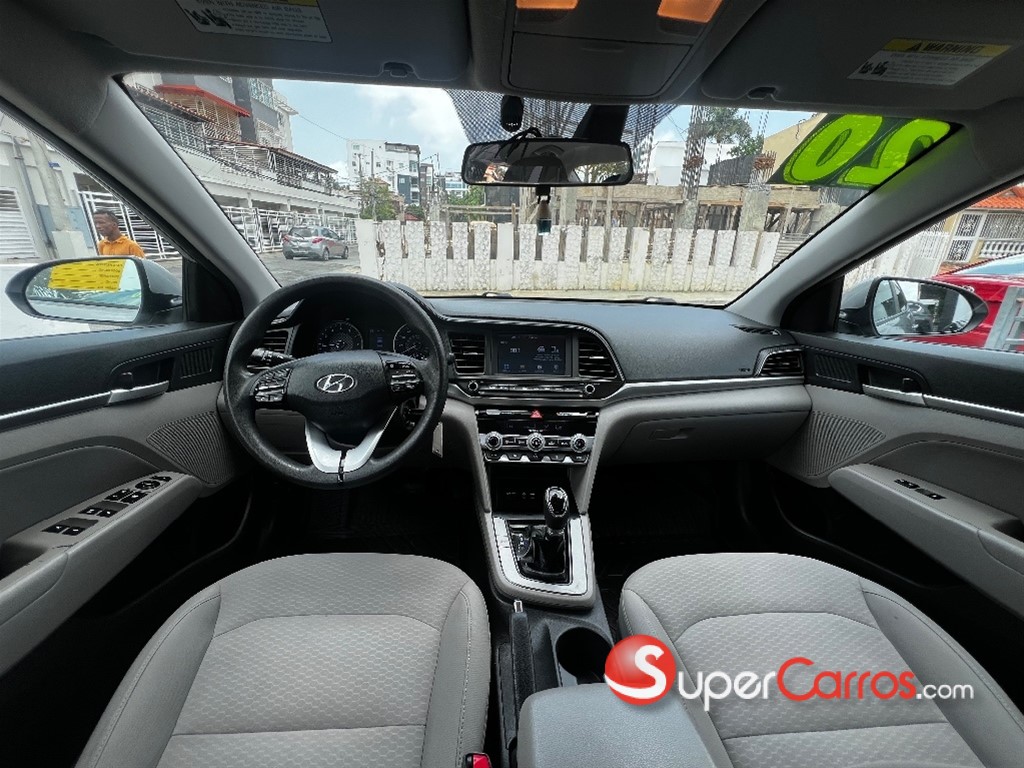2020 Hyundai Elantra SEL — foto 8 / 11