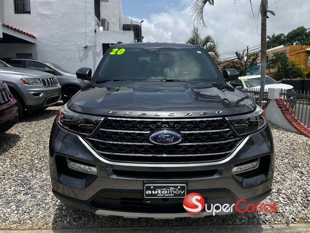 2020 Ford Explorer XLT — foto 5 / 10