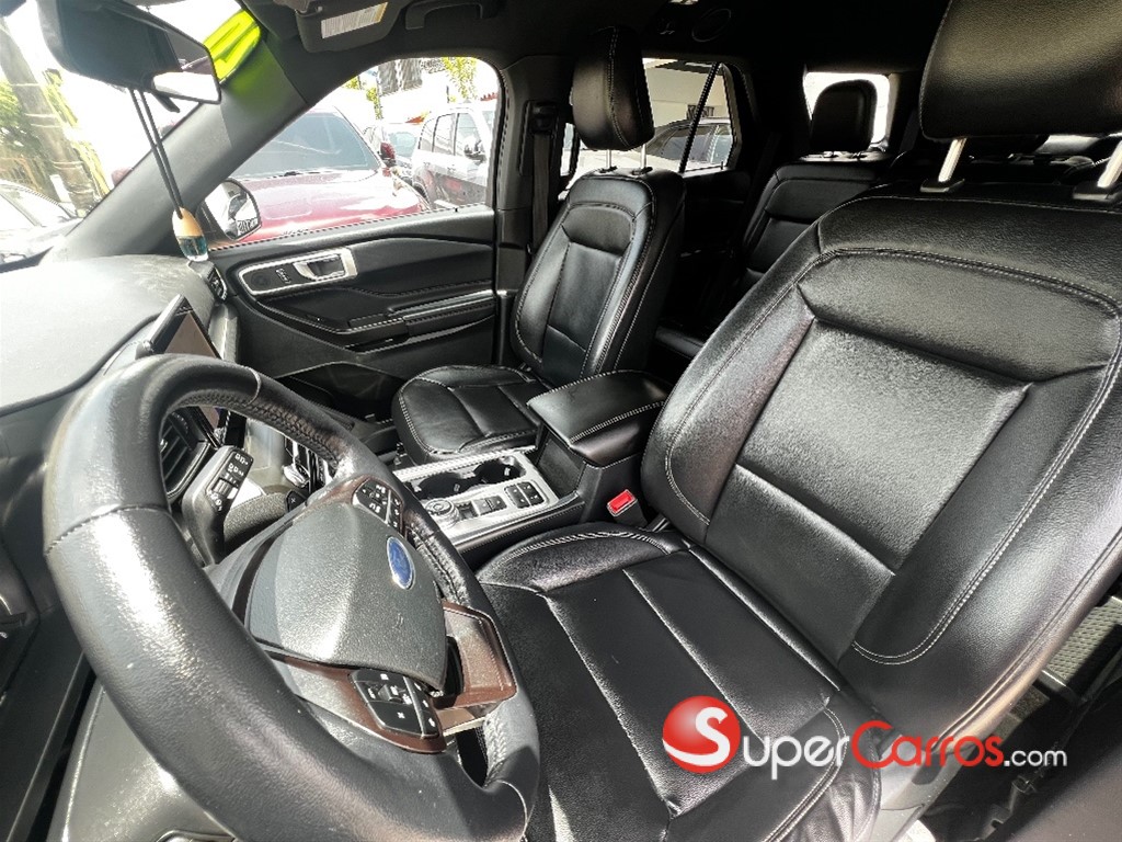 2020 Ford Explorer XLT — foto 6 / 10