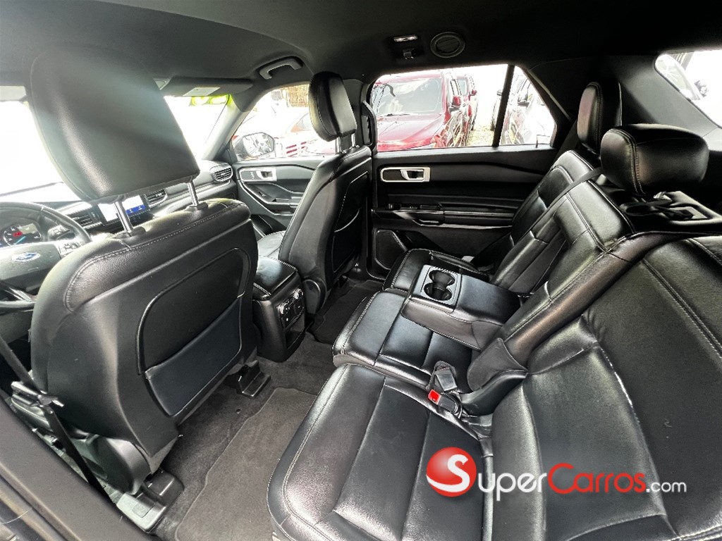 2020 Ford Explorer XLT — foto 7 / 10