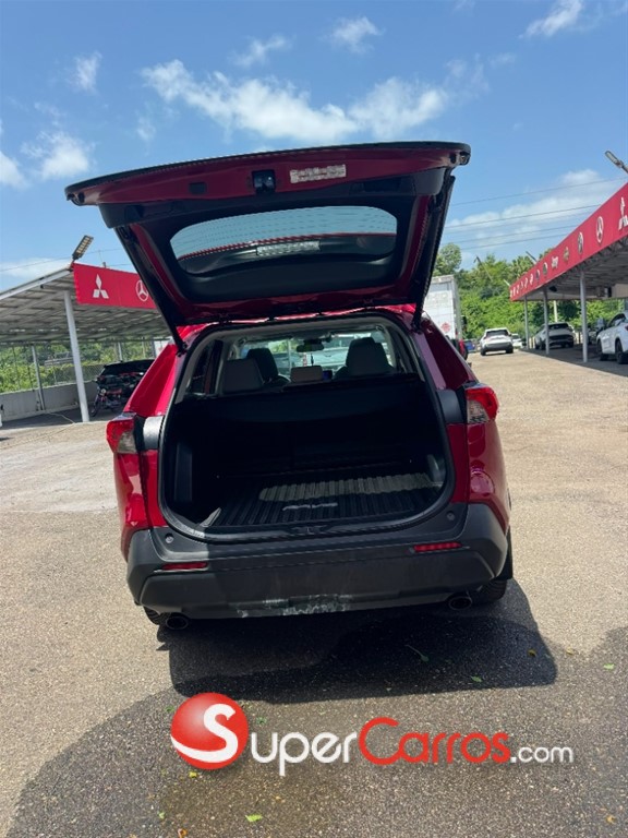 2023 Toyota RAV4 XLE Premium — foto 10 / 10