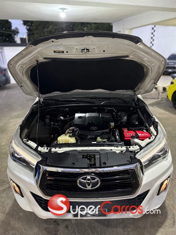 2020 Toyota Hilux SRV — foto 11 / 11