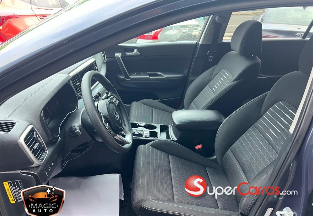 2020 Kia Sportage LX — foto 4 / 10