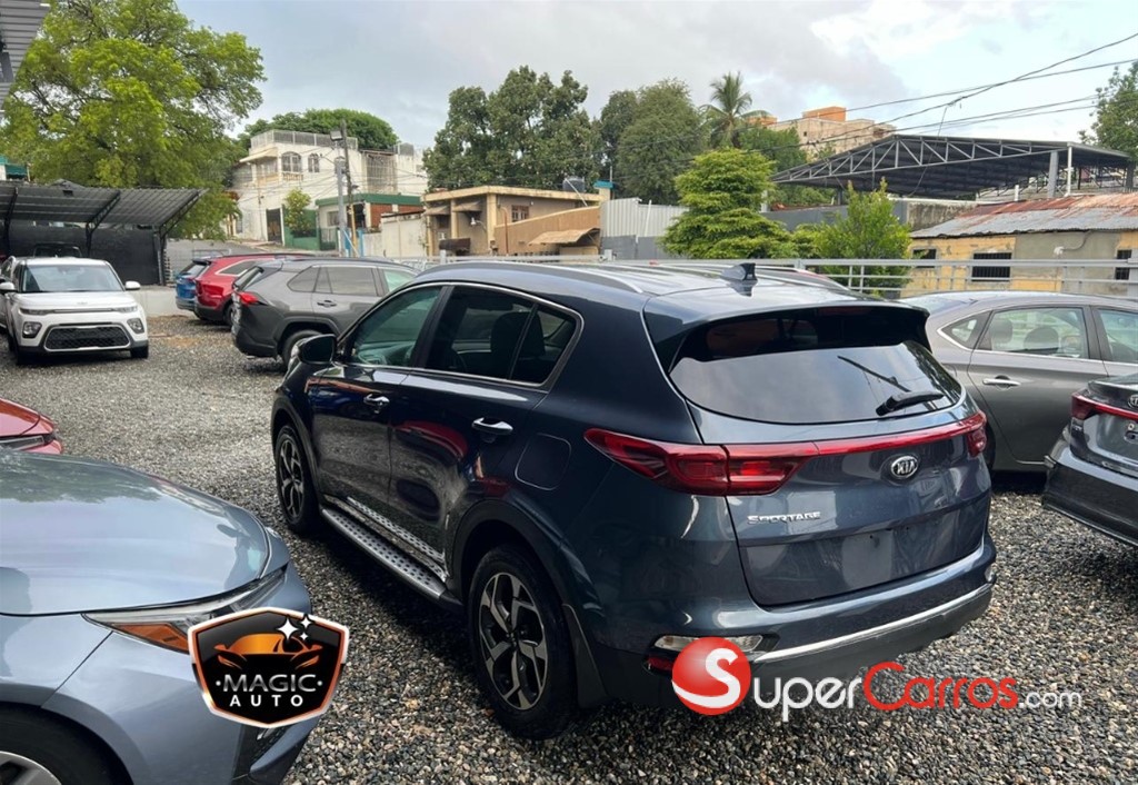 2020 Kia Sportage LX — foto 6 / 10