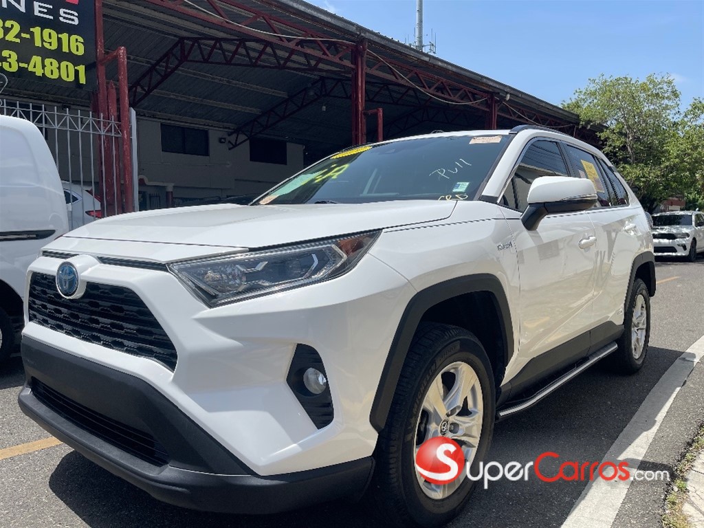2020 Toyota RAV4 XLE Hybrid