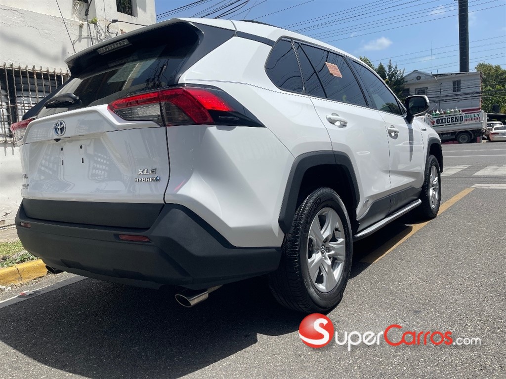 2020 Toyota RAV4 XLE Hybrid — foto 4 / 12