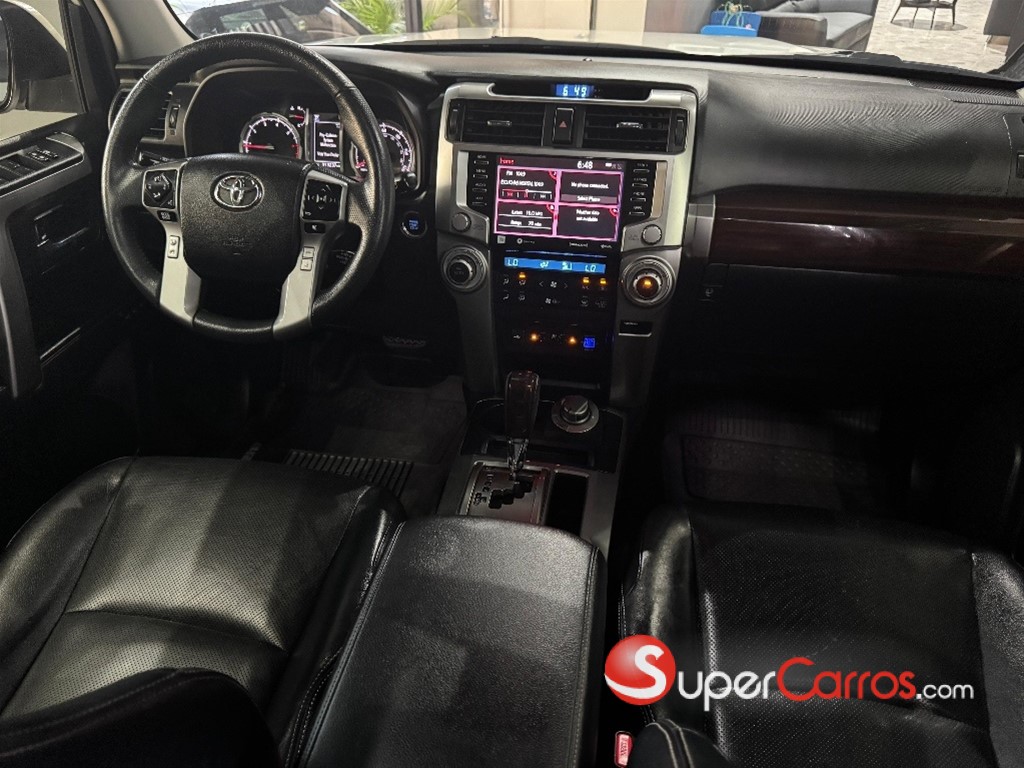 2020 Toyota 4 Runner Limited — foto 4 / 9