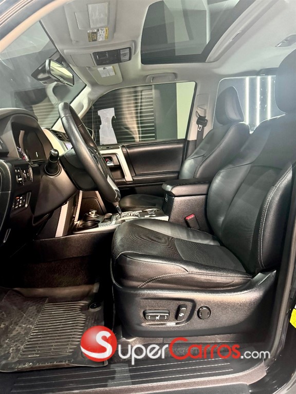 2022 Toyota 4 Runner Limited — foto 3 / 9