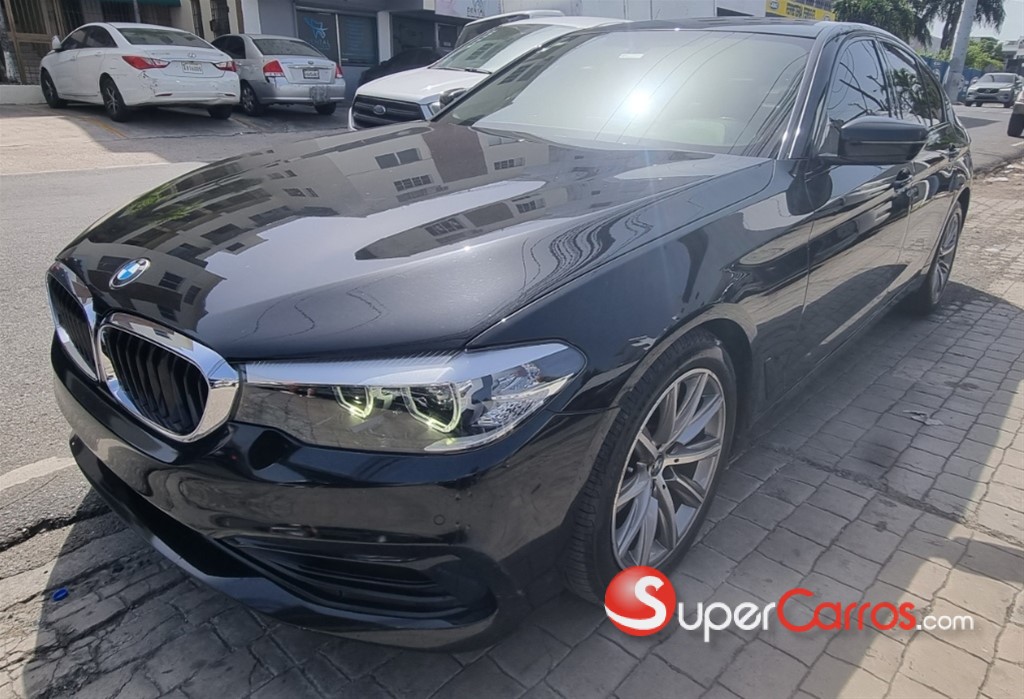 2019 BMW Serie 5 520i