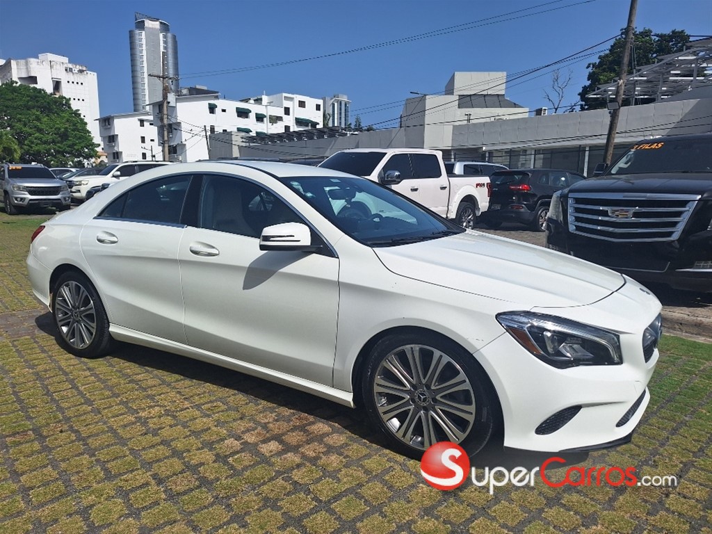 2018 Mercedes-Benz Clase CLA 250 — foto 6 / 12
