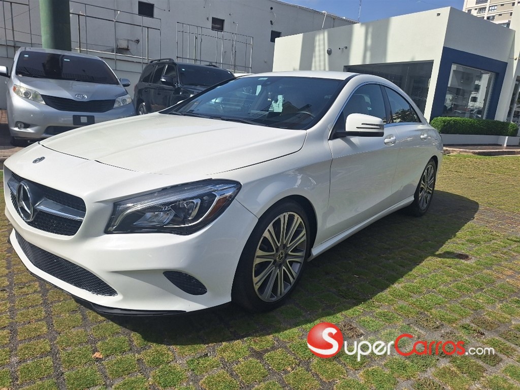 2018 Mercedes-Benz Clase CLA 250 — foto 8 / 12