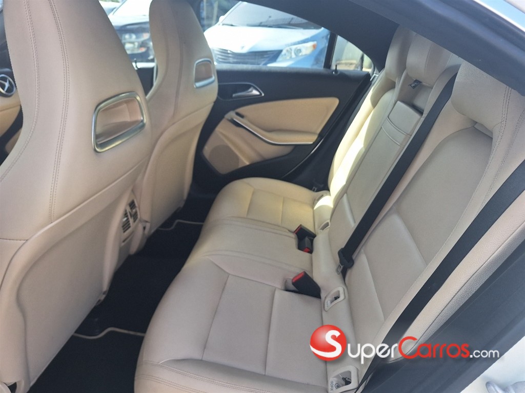 2018 Mercedes-Benz Clase CLA 250 — foto 11 / 12