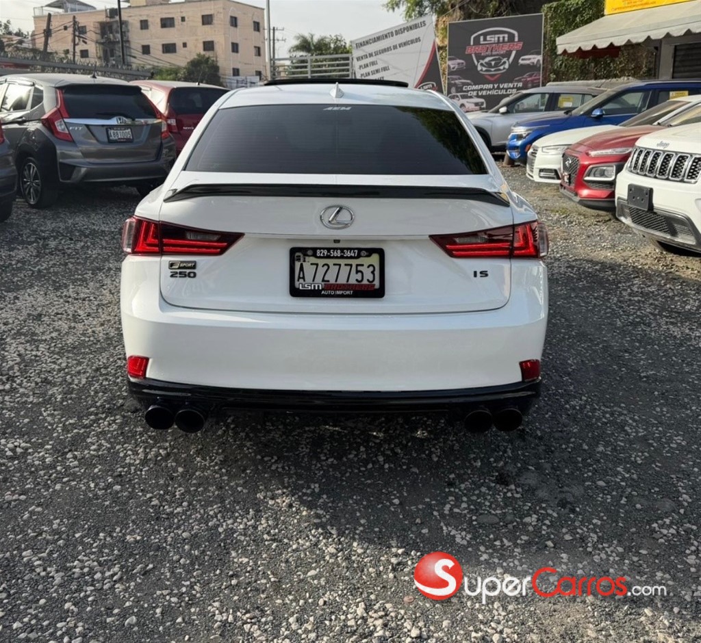 2014 Lexus IS 250 F Sport — foto 12 / 12