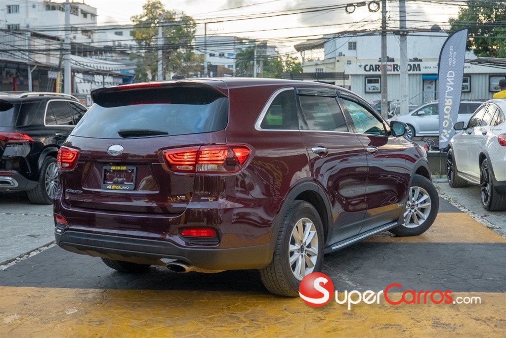2020 Kia Sorento LX — foto 3 / 7