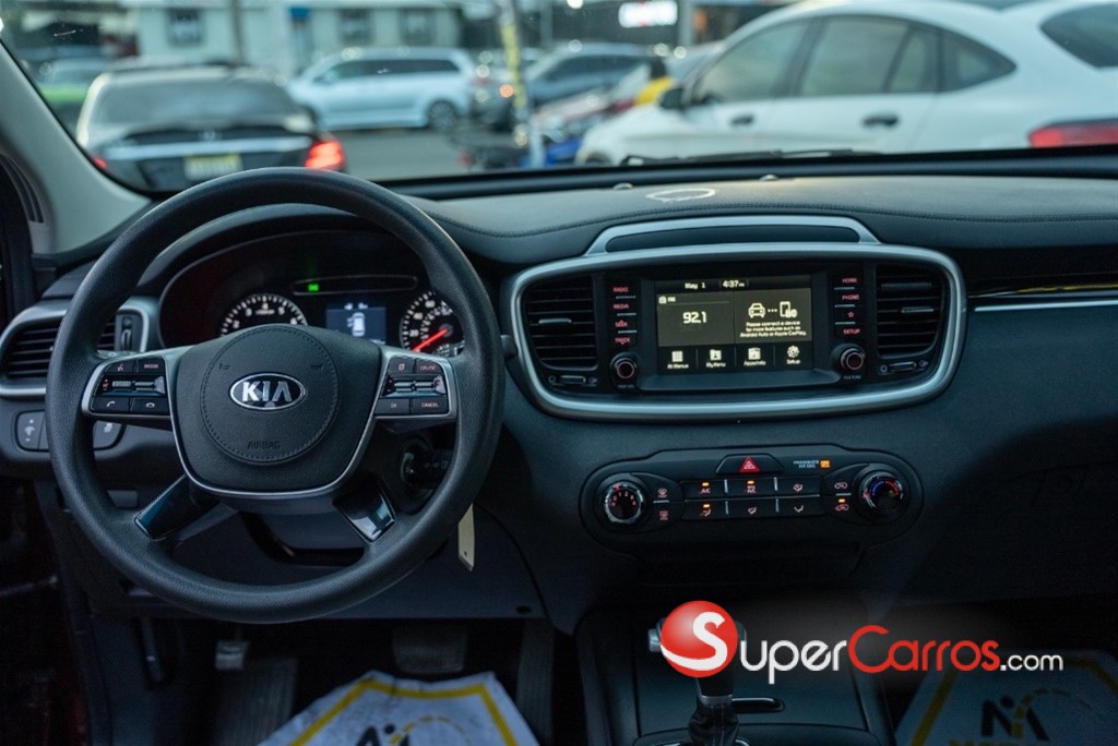 2020 Kia Sorento LX — foto 4 / 7