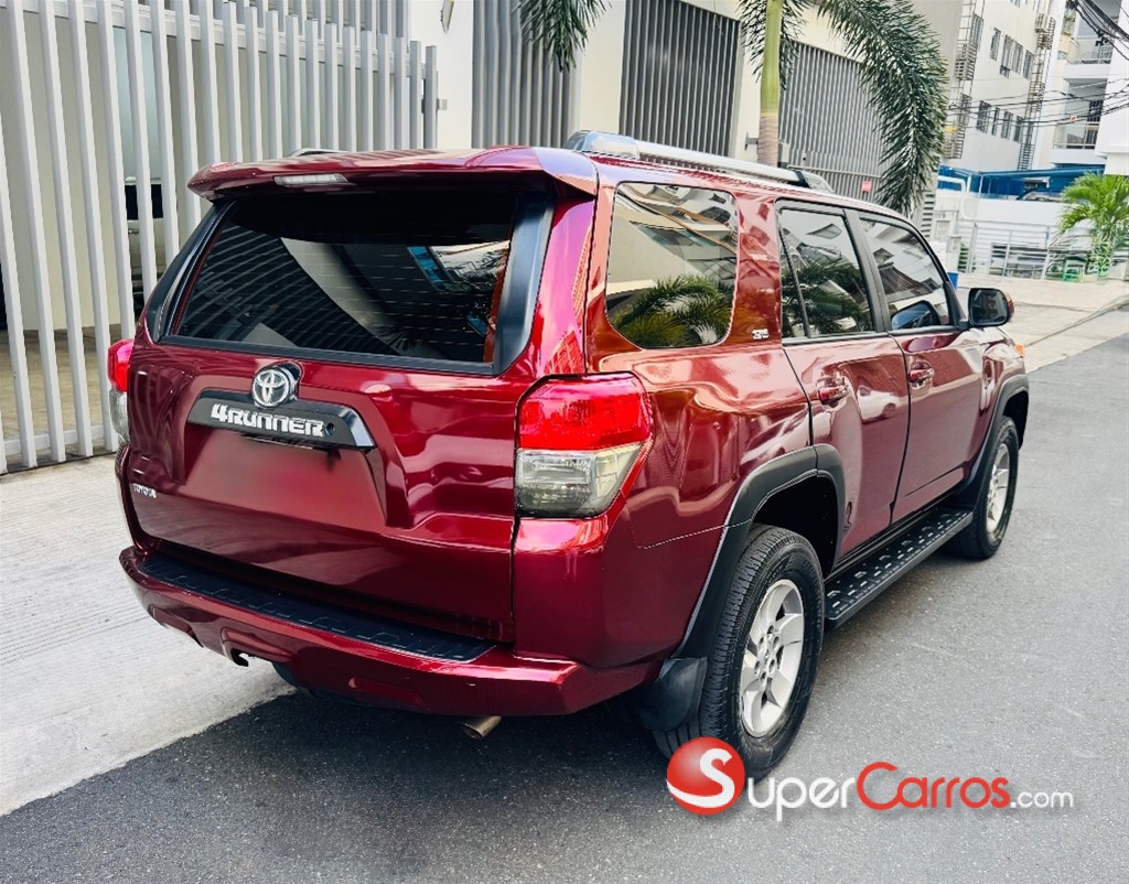 2011 Toyota 4 Runner — foto 6 / 12