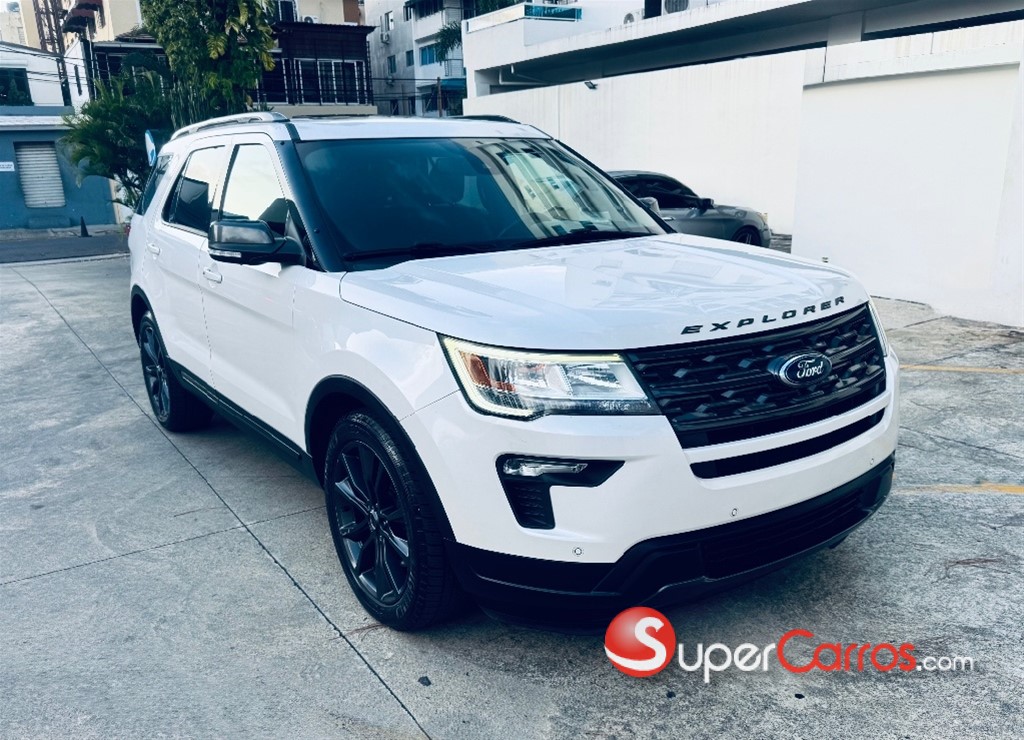 2018 Ford Explorer XLT SPORT
