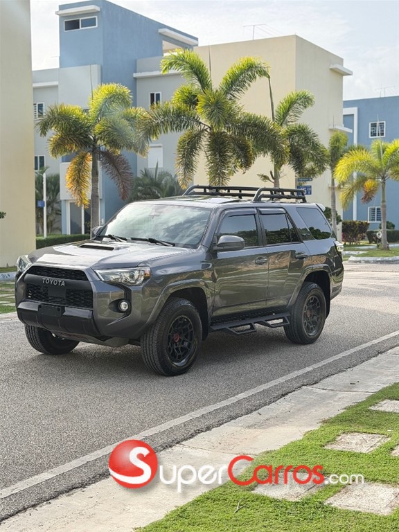2021 Toyota 4 Runner TRD Pro — foto 3 / 8