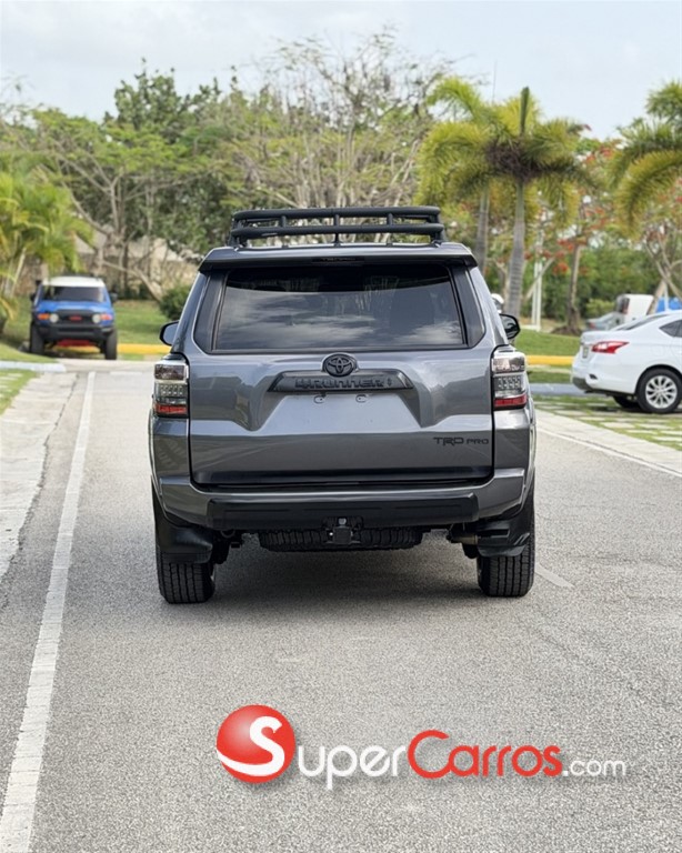 2021 Toyota 4 Runner TRD Pro — foto 7 / 8