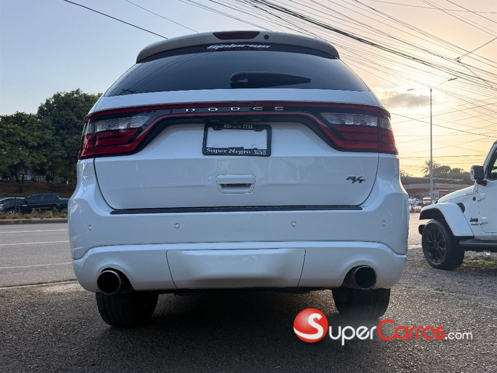 2016 Dodge Durango SRT — foto 5 / 12