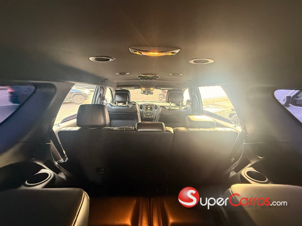 2016 Dodge Durango SRT — foto 8 / 12
