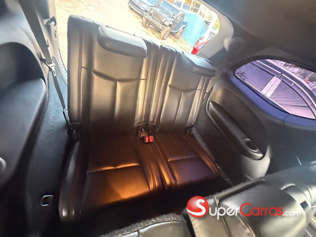 2016 Dodge Durango SRT — foto 11 / 12