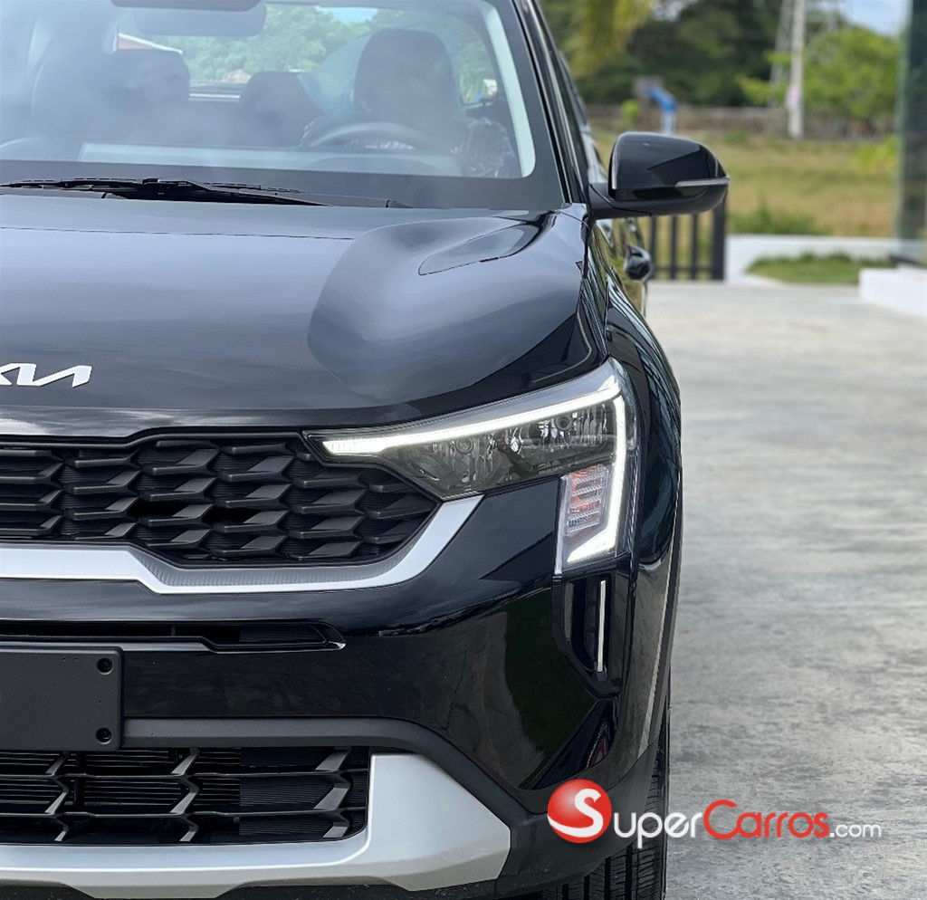 2027 Kia Sonet — foto 2 / 12