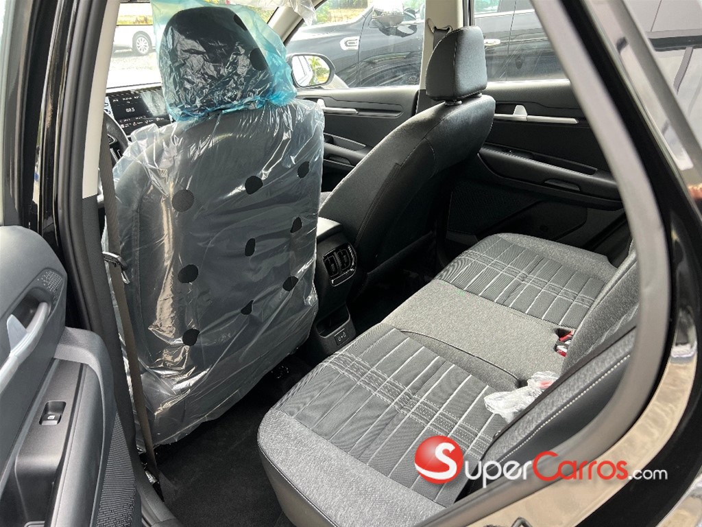 2027 Kia Sonet — foto 9 / 12