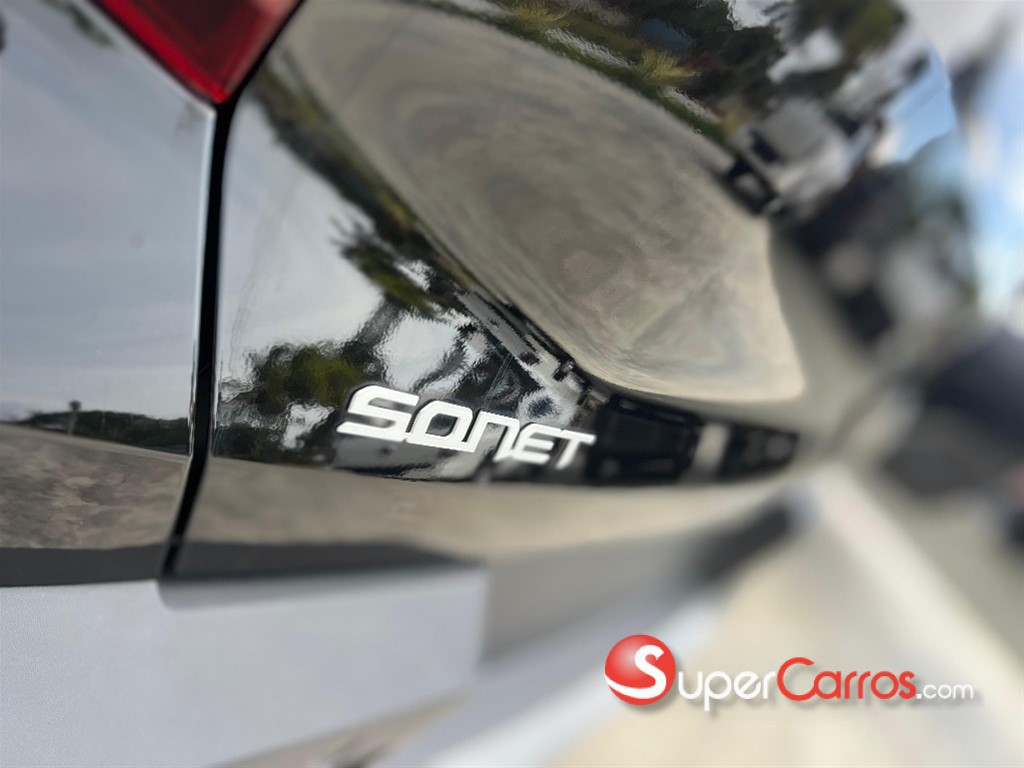 2027 Kia Sonet — foto 11 / 12