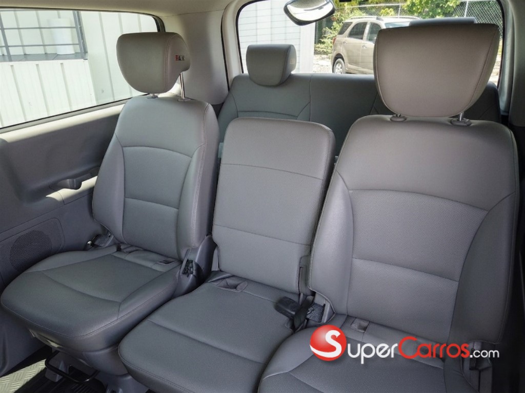 2021 Hyundai Grand Starex — foto 7 / 11