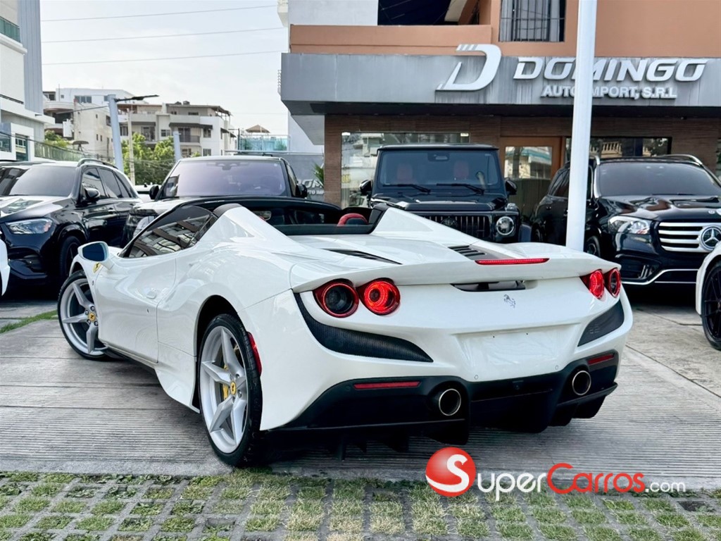 2022 Ferrari F8 Spider — foto 11 / 12