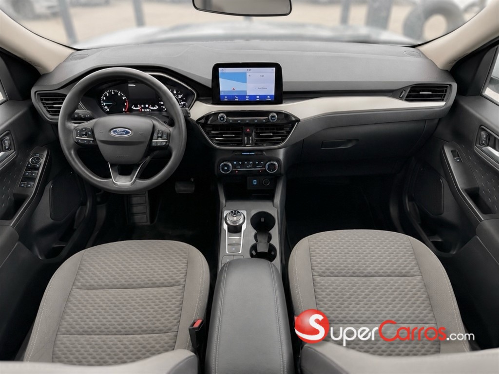 2020 Ford Escape — foto 8 / 11