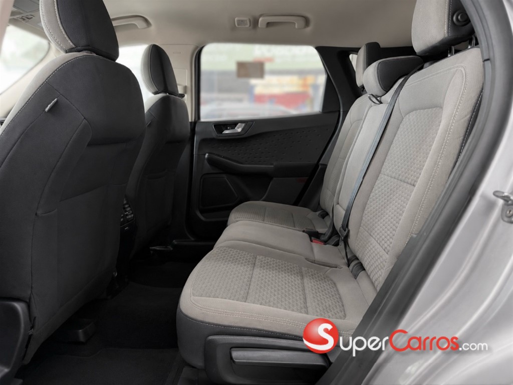 2020 Ford Escape — foto 10 / 11