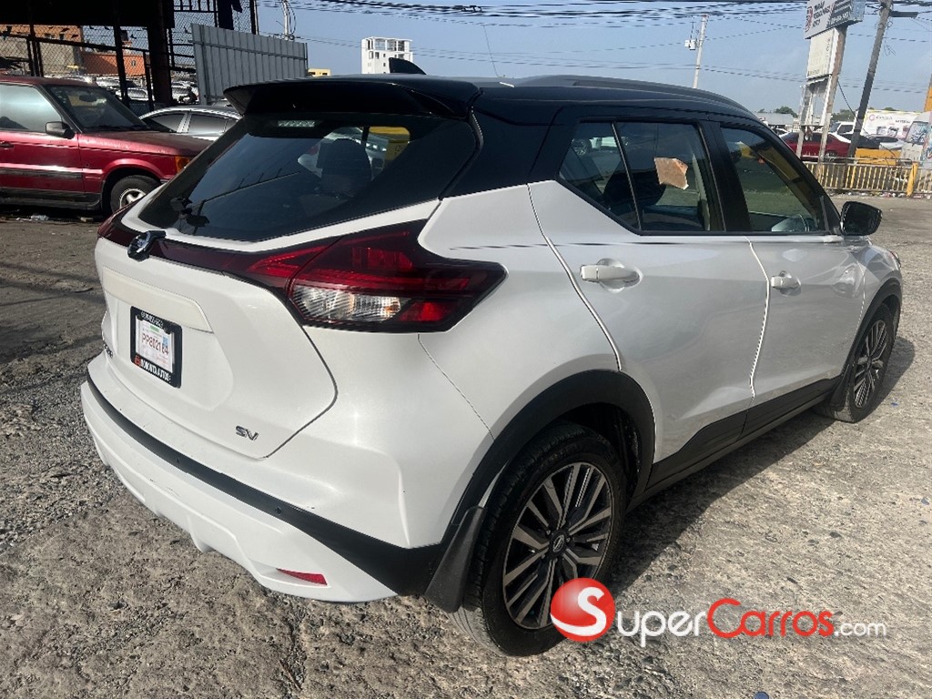 2021 Nissan Kicks SV — foto 3 / 10