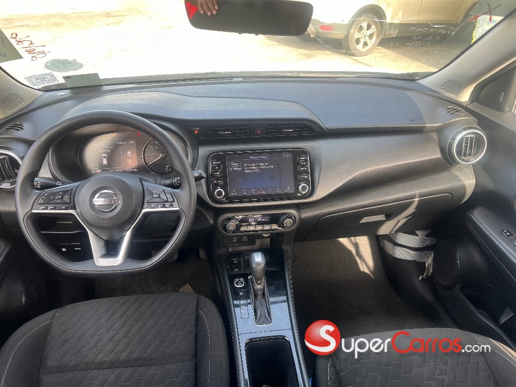 2021 Nissan Kicks SV — foto 7 / 10