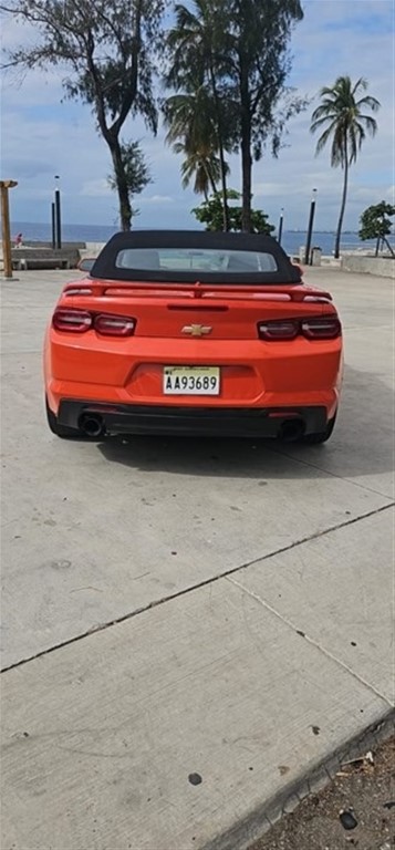 2021 Chevrolet Camaro LT Convertible — foto 2 / 5