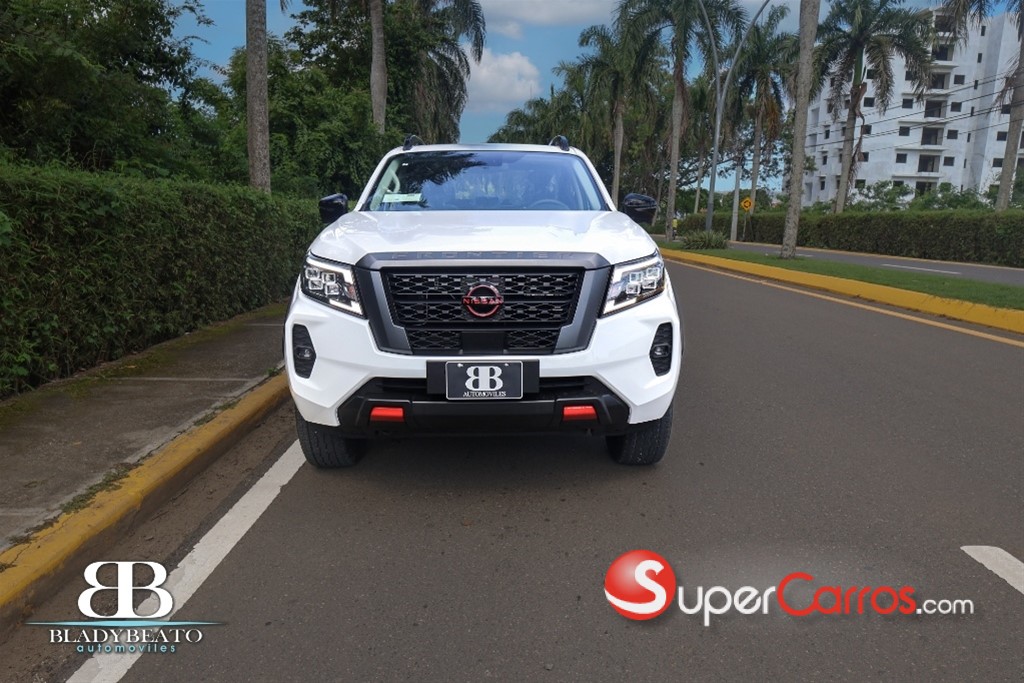 2027 Nissan Frontier Pro-4X — foto 12 / 12