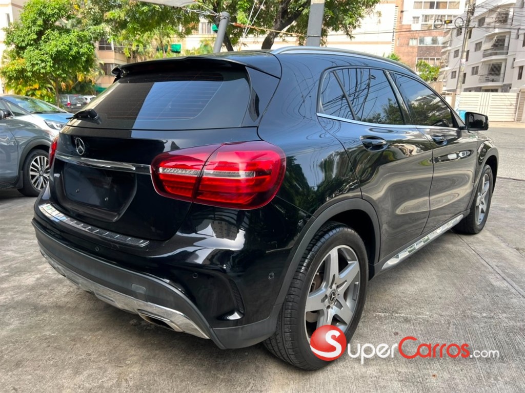 2019 Mercedes-Benz Clase GLA 180 Sport — foto 4 / 10