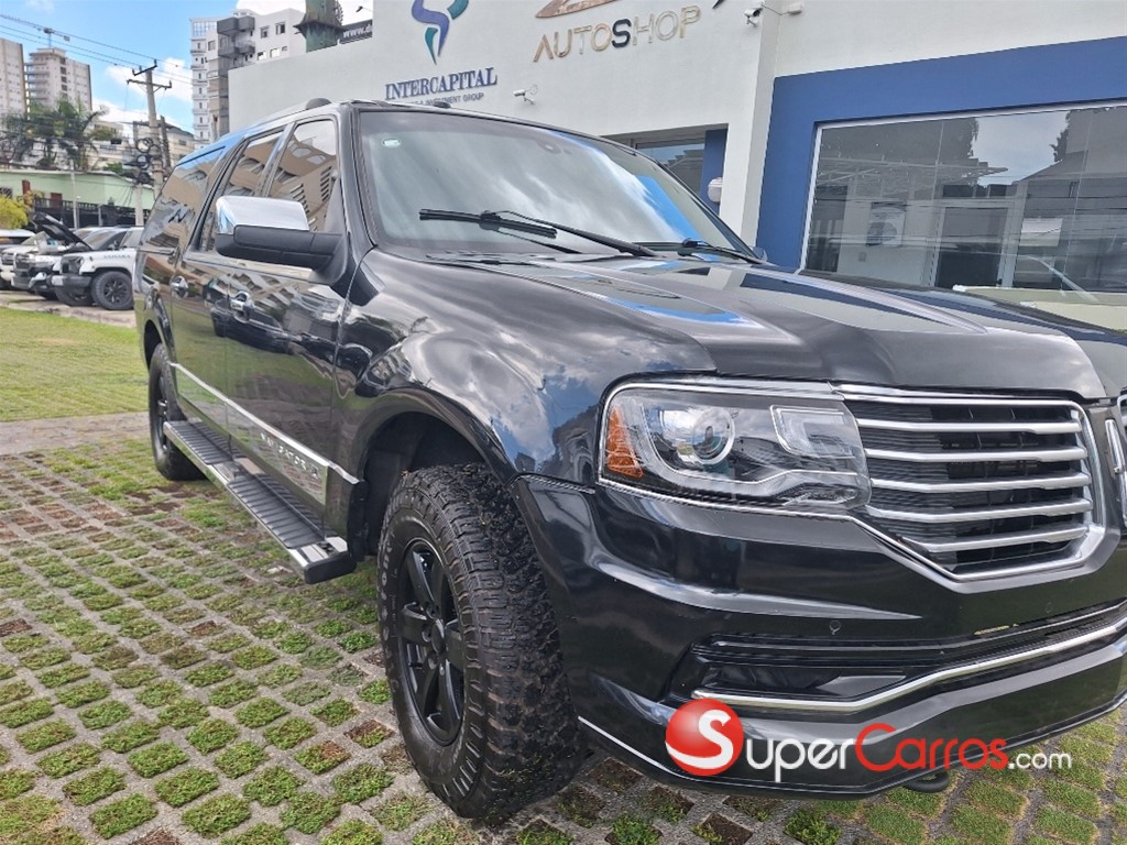 2014 Lincoln Navigator — foto 5 / 7