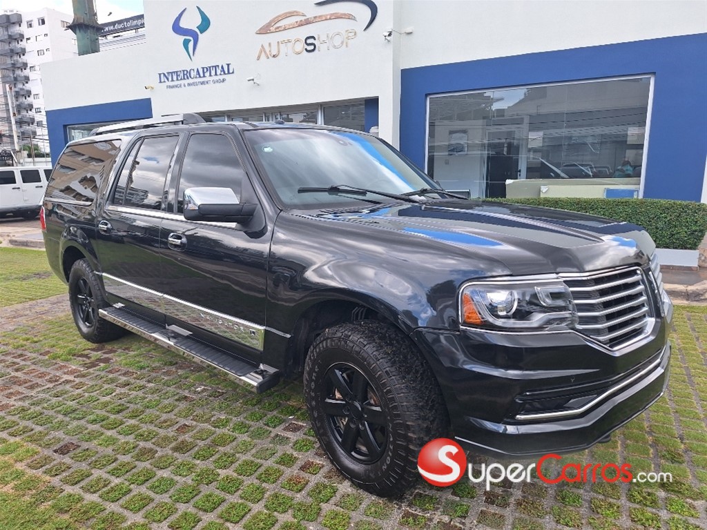 2014 Lincoln Navigator — foto 6 / 7