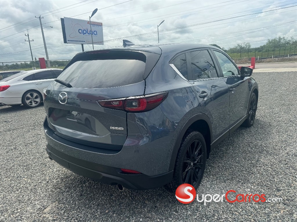 2022 Mazda CX-5 Carbon Edition — foto 4 / 10