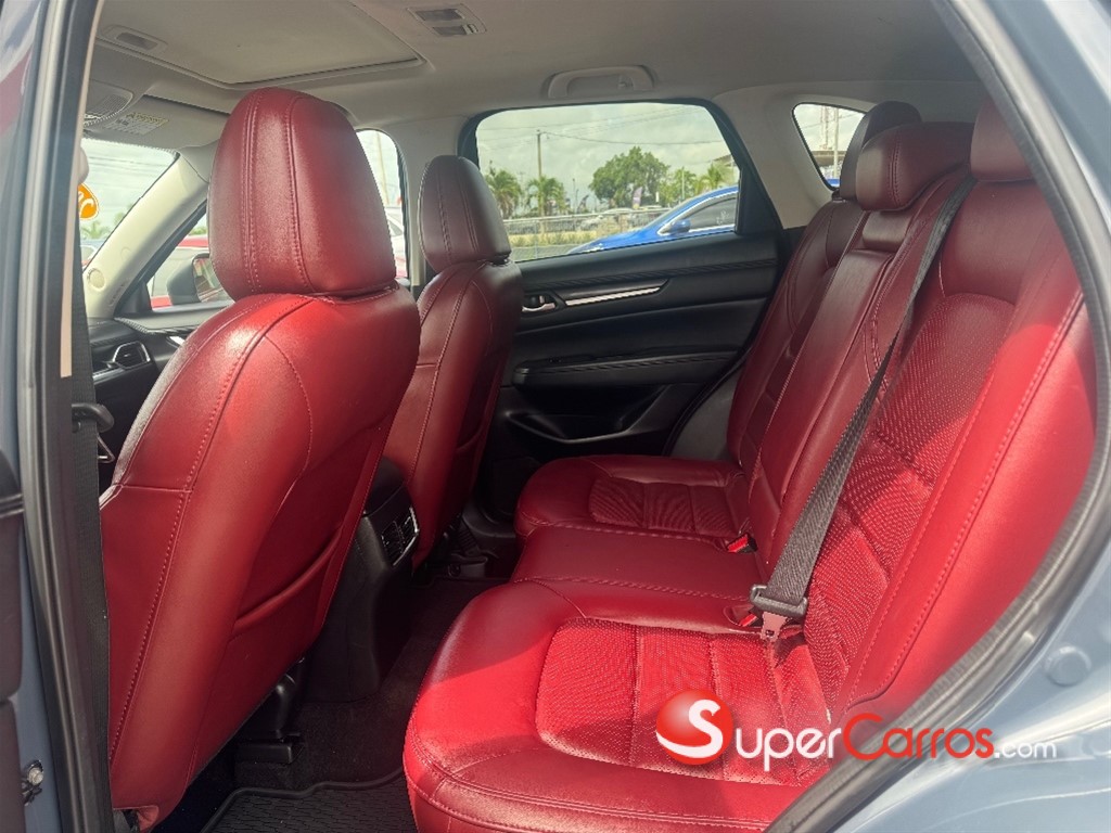 2022 Mazda CX-5 Carbon Edition — foto 7 / 10